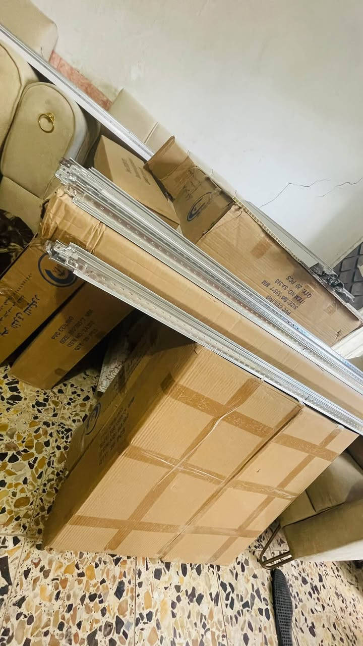 سقوف ثانويه للبيع جدد بعدهن هنه وغراضهن كاملات فوك ال٦٠ متر مكاني نجف لاستفسار ***********

