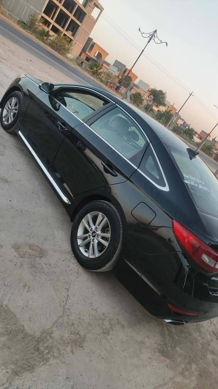 #بيع_مناسب
🚗 Hyundai Sonata
📅 موديل 2017
🇺🇸 مواصفات أمريكية
⚙️ محرك 2.4 لتر GDI (4 سلندر)
اللون اسود 
فئة Sport 
ماشيه 91 
رقم بغداد 
بيها قطعتين صبغ جامرلغ السايق حادث امريكا 
وجامرلغ خلفي عكسها حادث العراق 
*********** 
عنوان السياره 
ديالى / قضاء بلدروز

لمعرفه السعر سوي تعليق

لبيع سيارتك راسلنه والباقي علينه

ملاحظه ♦️مدير الصفحه غير مسؤول عن بيع وشراء واصوليات السياره نحن فقط صفحة لنشر السيارات
