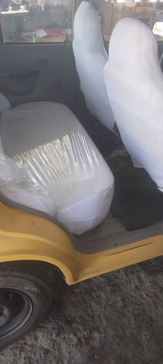 سايبا موديل ١١ مكينة كير  تبريد كله فول شغال سيارة عضمتها حلوة رقم انكليزي بغداد تحويل ثاني يوم ادامة كاملة مسويلها السعر ٣٠ ورقة قفل 
***********
