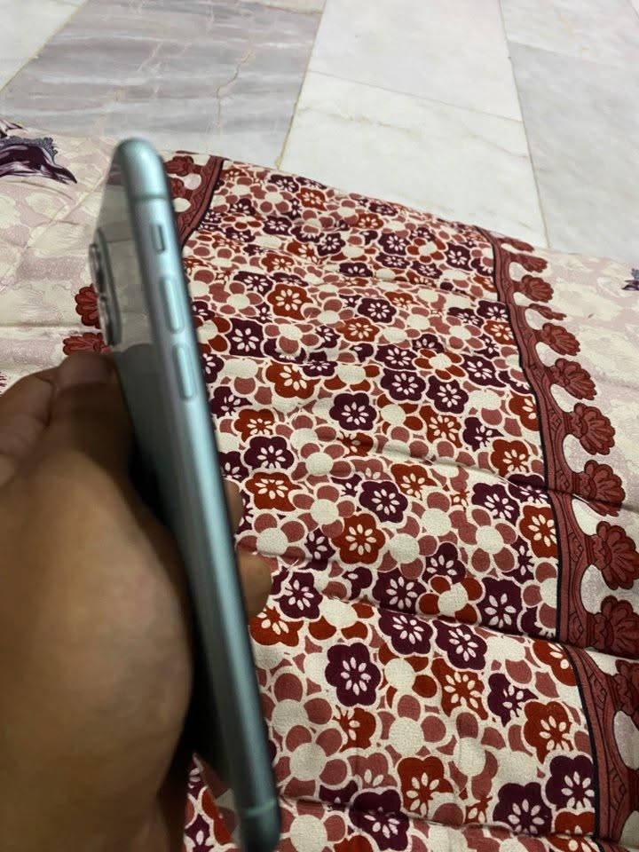 سلام عليكم 11عادي وتر جهاز لا مفتوح ولا مبدل بي شي بطاريه 81 ذاكره 64 سعر 225 عنوان الشعب حي اور ***********
