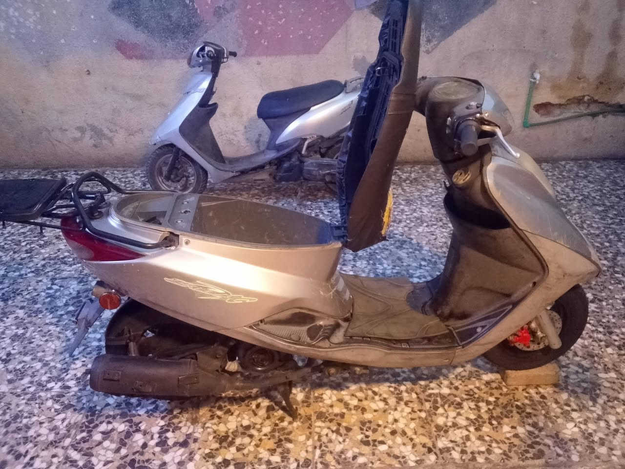 *********** سعرها 650 وبيها مجال وكلها شغاله
