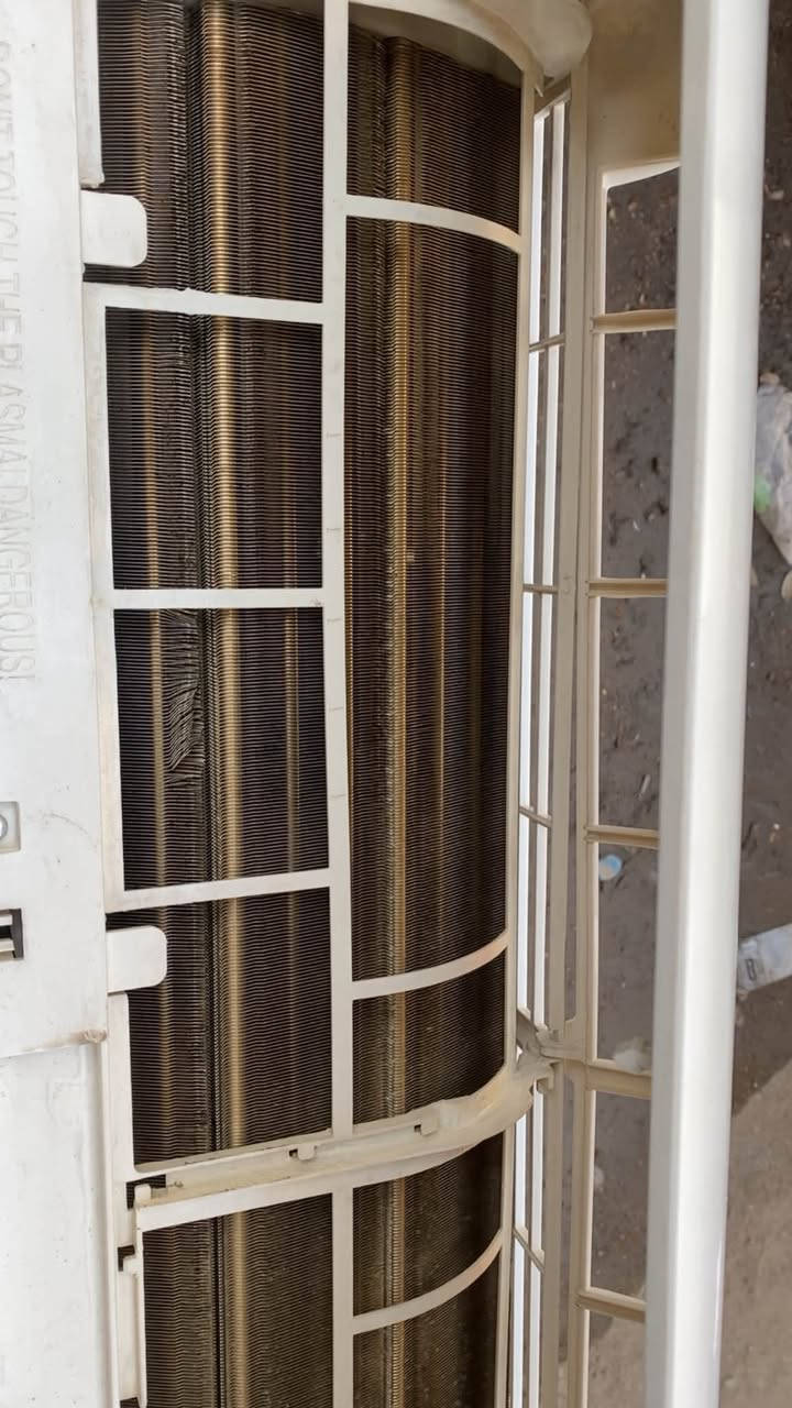 سبلت كري طن ونص كلش نضيف ما داخل تصليح تبريده ثلج كامل بواري جدد و ريموت و غازه لبلادي جيب وشد ما ناقصه شي 350 الف

بصره الجبيله           ***********
