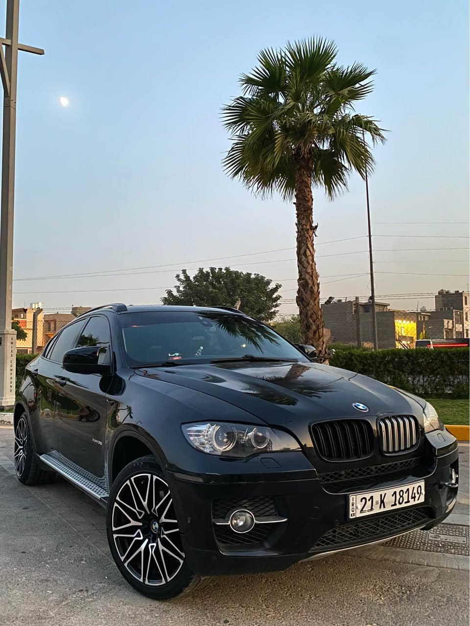 السلام عليكم بيع او مراوس 
سيارة بي ام دبليو X6
3500 tune turbo
موديل :-2012 السيارة من وكالة (((العروش))) خليجي 
ماشية :- 160 الف كيلو فقط  
سيارة بااسمي تحويل ثاني يوم رقمها سليمانيه  جديد وهزتها جديده وتضليل جديد 
ابواب شفط 
مري شفط
وشفتات سرعة
داخل مشمشي  مميز
اربع كامرات 
بصمات
رادارات 
فتحة سقف
كشنات بيها 8 حركات وضعيات 
هندبريك بصمة 
تحديد مسار
وبردات ابواب
بغداد الغزاليه مدير الامن 
149$ وبيها مجال بسيط 
*********** بغداد, العراق
