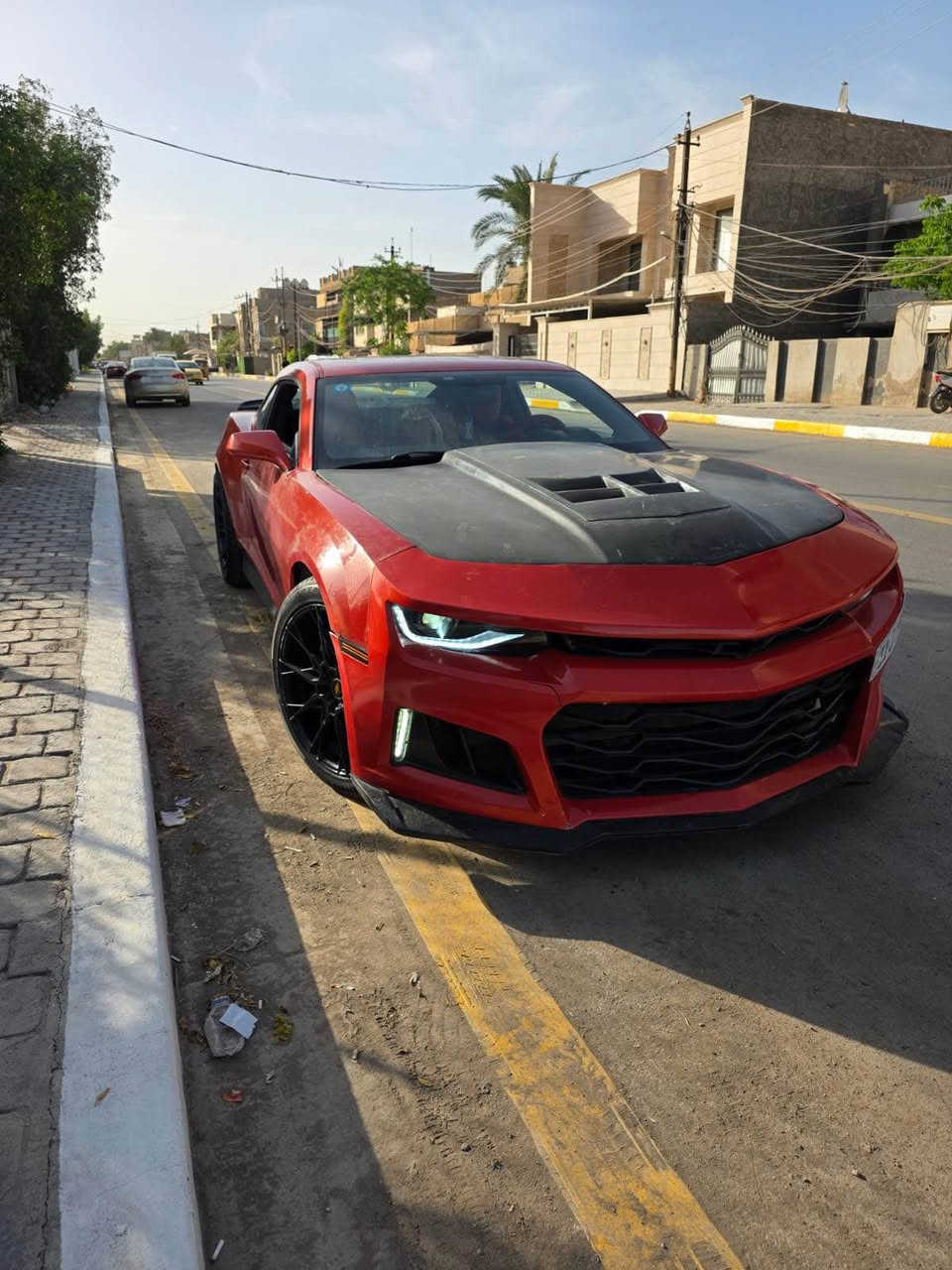 ياالله
السلام عليكم 
كمارو خليجي 2SS خليجي بأسمي
بيها اماكن صبغ ابيع حزام بس هي مو حزام
  موديل ٢٠١١ رقم مميز جداً
لون برتقالي مميز
محرك ٨ سلندر ٦٢٠٠
فتحه سقف
داتا شو
مكينة نظيفه جدا   
كير اوتو نظيف 
صدر امامي نظيف
صدر خلفي نظيف
كشنات جلد 
داخل نظيف جدا
سستم صوت بوس يخبل 
تحكمات ستيرن
كيجات ٤  
شاشه اعطال
تشغيل عن بعد
شفتات كير عادي
داخل احمر قرميدي
وبعد هواي مواصفات فول الفول السياره .

الإضافات:
دعاميه إماميه zl1 مال ٢٠١٨ 
لايتات حاجب 
شوته kn 
هدرز
سبويلر  
دبات نغمه حلوه 
الخلف محدث ١٨
بك لايتات سموك
ويل ٢٠ تو سايز نيش
بنيد كاربون فايبر اصلي
مكان السياره بغداد الامين الثانية
*********** بغداد, العراق
