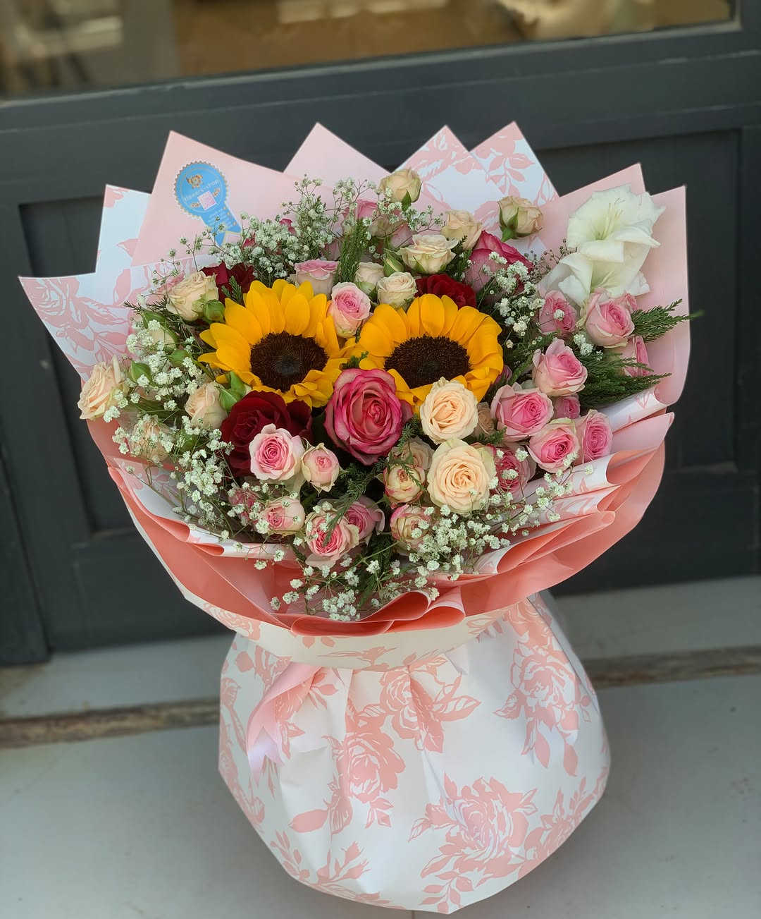 باقة مكس الوان من فلور شوب 

للحجز السريع 
***********

#explore #love #tiktok #trend #flower
