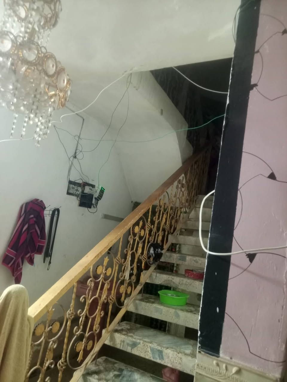 بيت للبيع خدمات مسقط خلف حسينيه الزهراء 200قاط ونص***********
