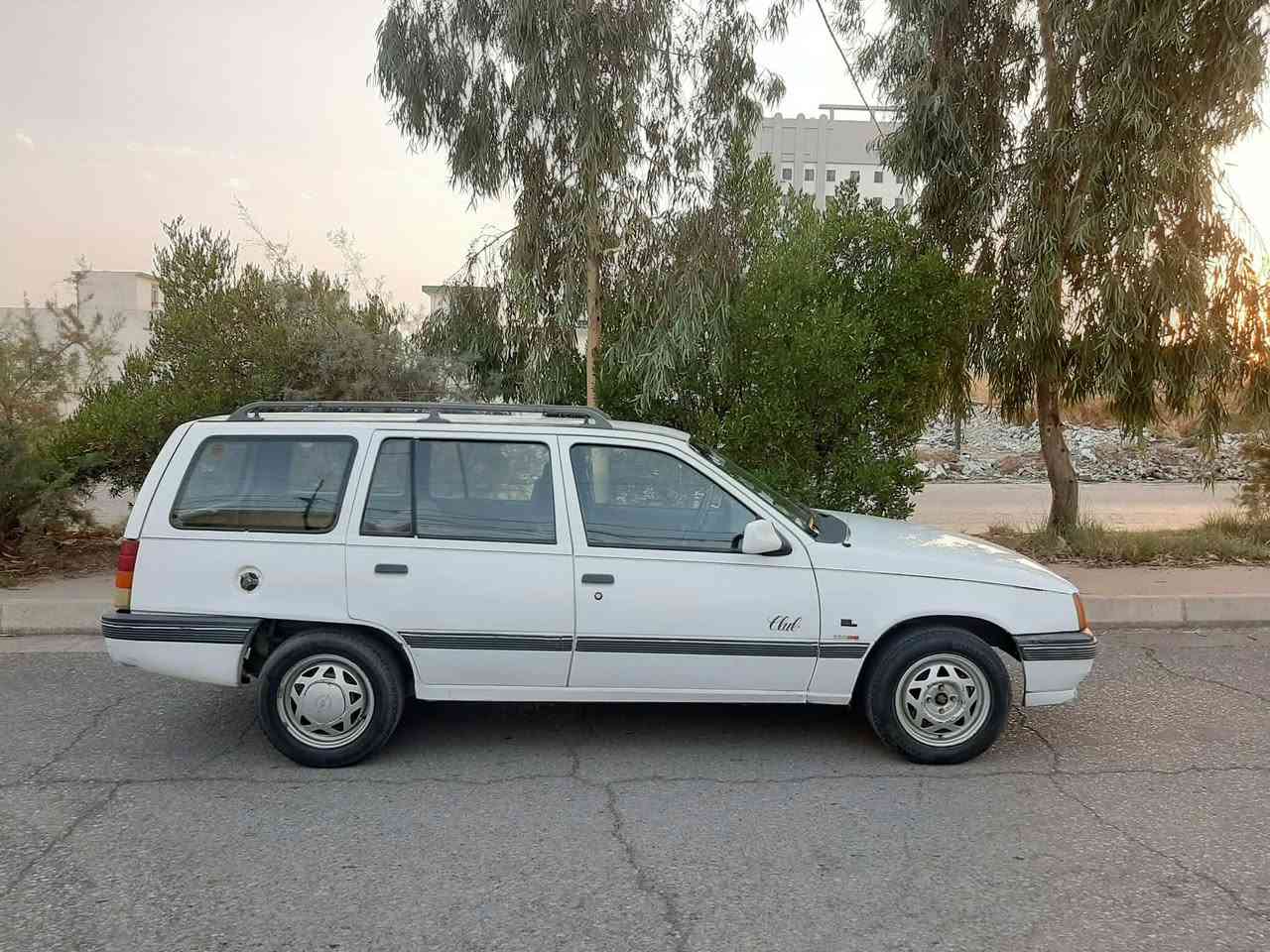 كاديت • ١٩٩١ • محرك ١٦