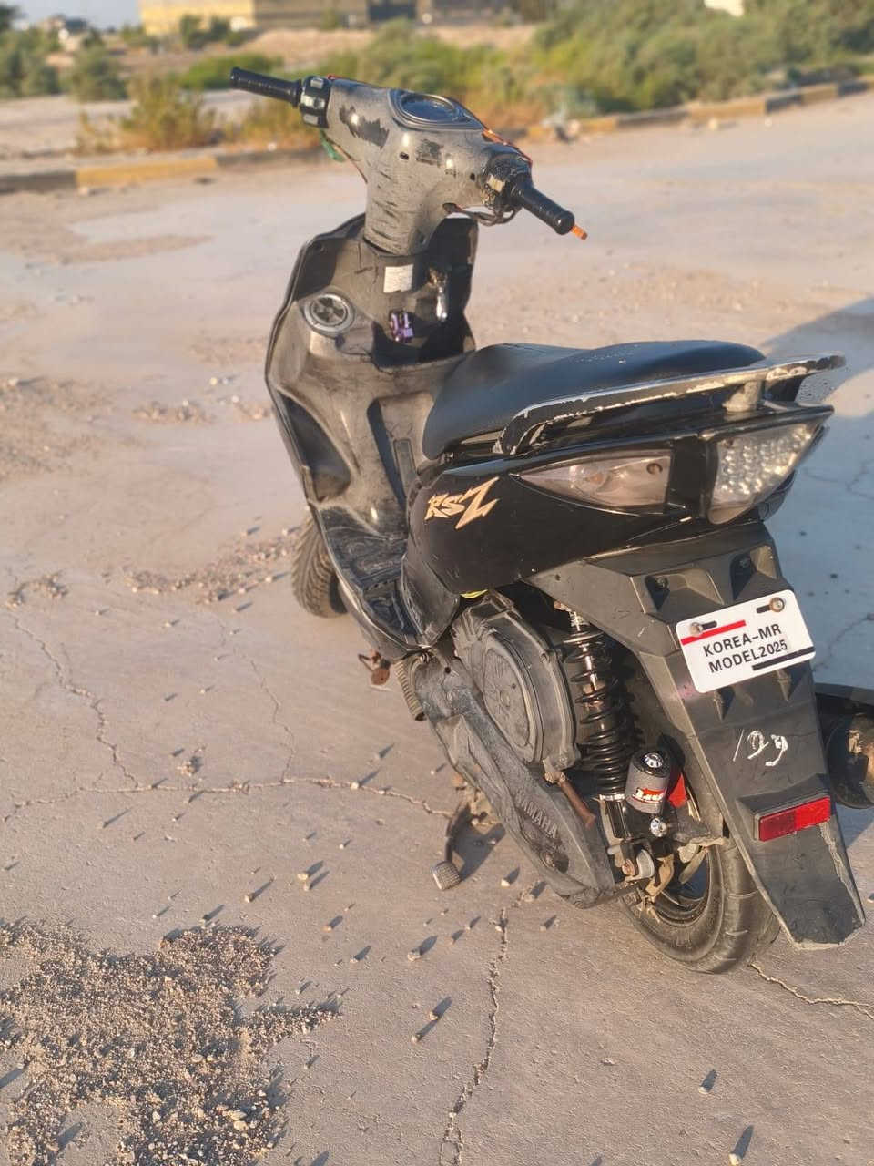 ماكس مضلع نوزل للبيع
السلام عليكم ماكس مضلع نوزل للبيع دراجة بلادية وكاملة جاهزة مجهزة الف ماتذب عليها 
مسويلها ادامة كاملة بيها زوج تايرات جديد  
(***********)
دراجة مامفتوحة 
السعر (800)
