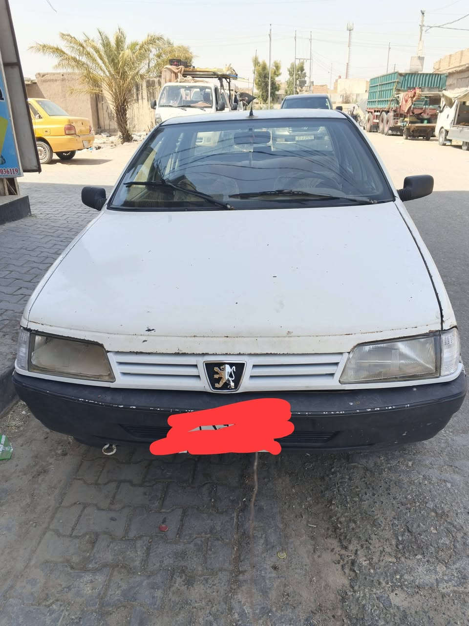 سلام عليكم سياره بيجو روه البيع خصوصي مديل 9 كهربائيات كله شغال حداديه جديد سيارة نضيفه عوزه ترتيب قليل غرفه حلو. بس بيه خيط بخار قليل مدور ثاني يوم السعر 15  وبيه مجال بسيط مكان نجف حي الشرطة الرفم ***********
