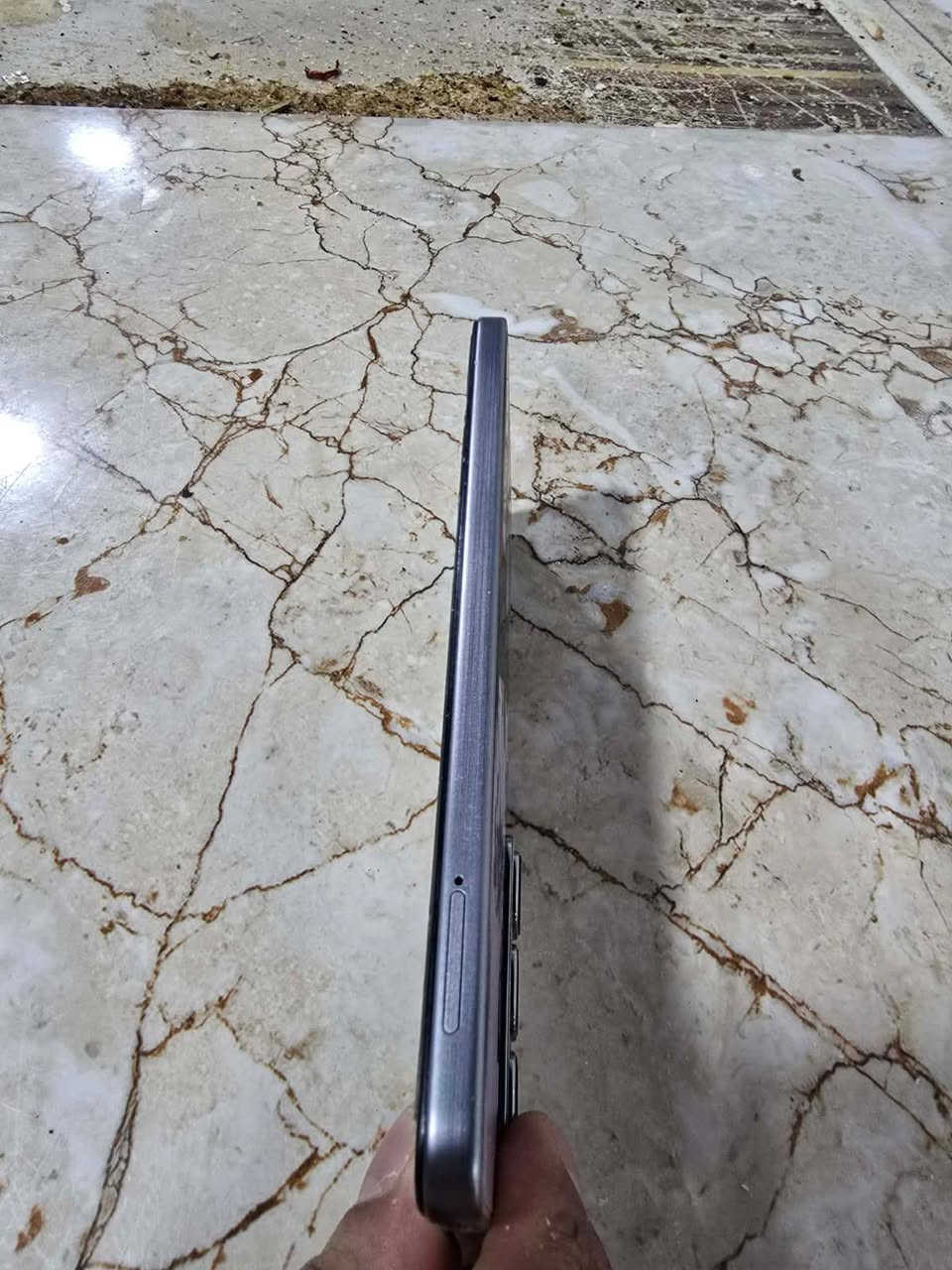 السلام عليكم جهاز للبيع بسعر مناسب نظيف كل عيب مابي فقط السماعه بيه اثر صوته ناصي يحتاج تبديل سماعه الكسر فقط بالدرع الشاشه شرط حتى من الخدش وبلادي ممفتوح الجهاز السعر 90.‏ هذا رقم اتصل للاستفسار ‪***********‬‏ مكلف ب نشر تحياتي لكم

