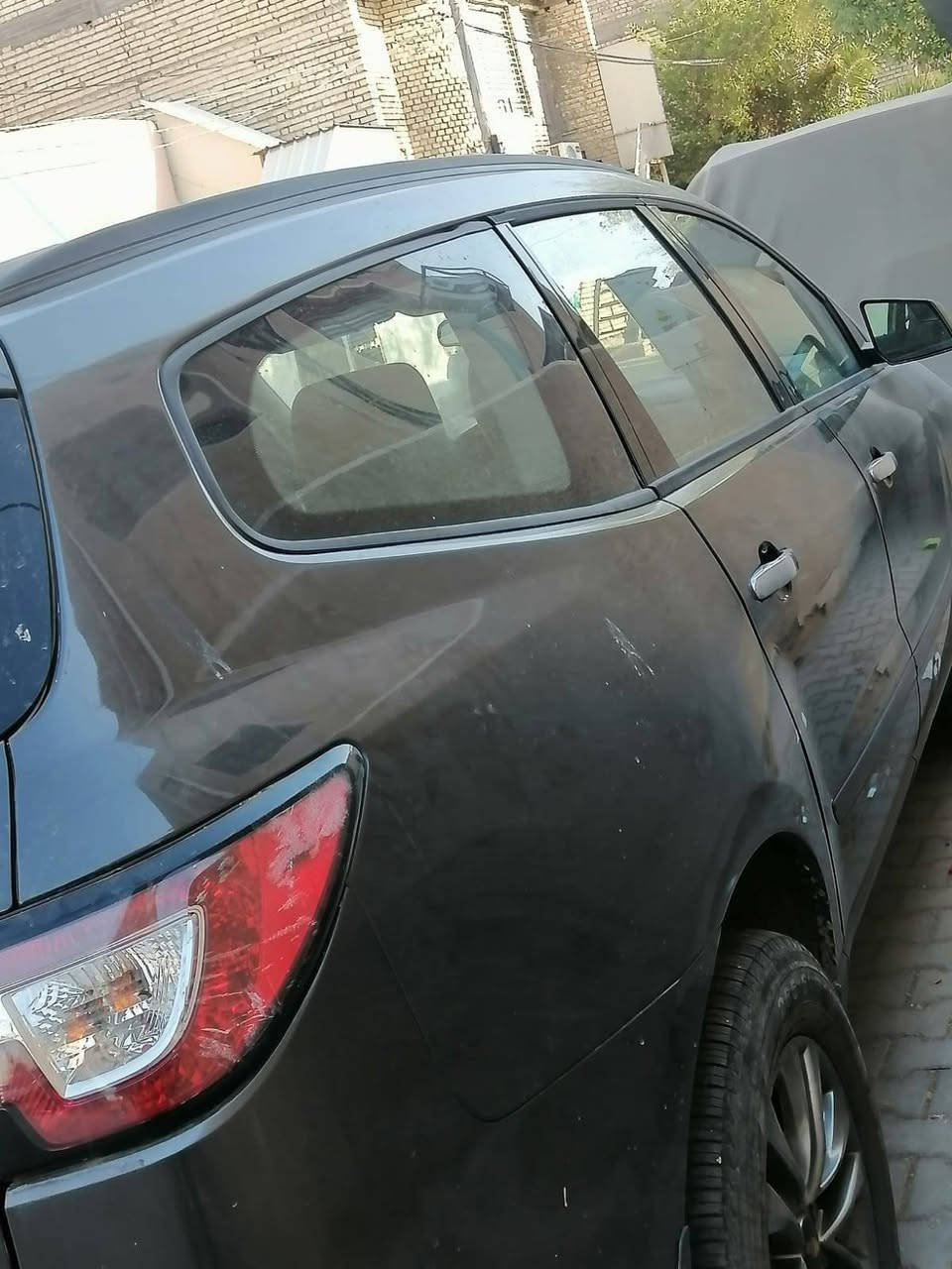 ترافرس ٢٠١٣ جاهزة كير محرك تبريد صدر حادثها بامريكا جاملغ ايمن جهة الصدر مبدل حادث بدون دواخل السيارة رقم بغداد الجديد بأسمي بيها مكانات صبغ ابيع حزام للاتصال *********** السعر 105 وبيها مجال.

