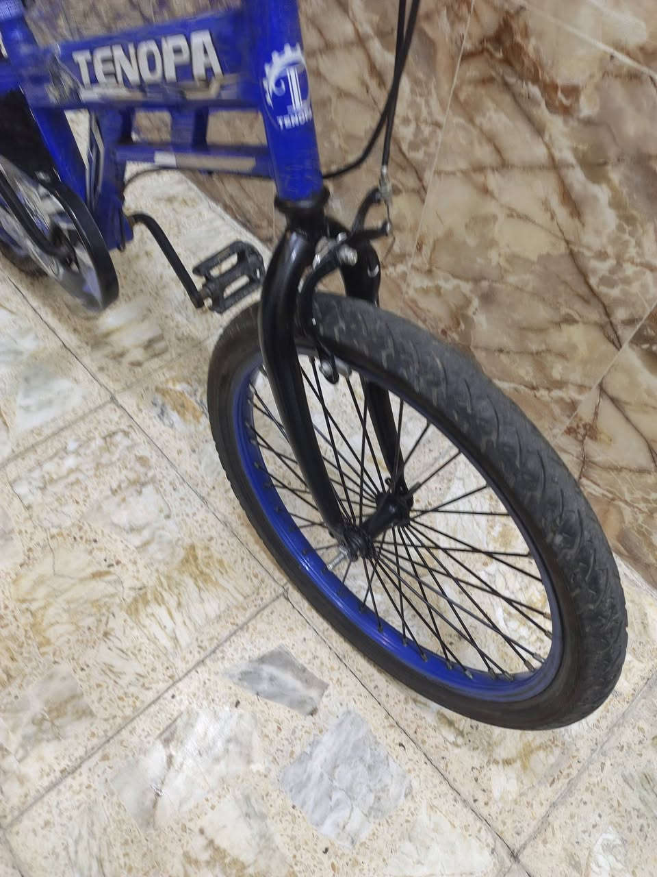 يا الله باسكل حجم 20 كامل مابي نقص تجي وشوف بريكات تايرات جوابه كامل السعر 40 وبي مجال مكاني بغداد البياع التواصل واتساب  ***********
