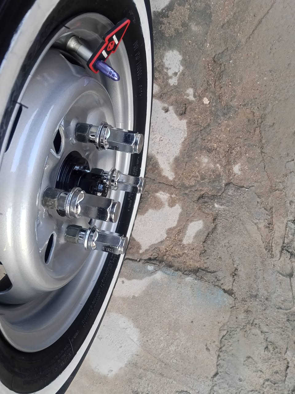 ستوته • ما عالفيس • بحالة جيدة