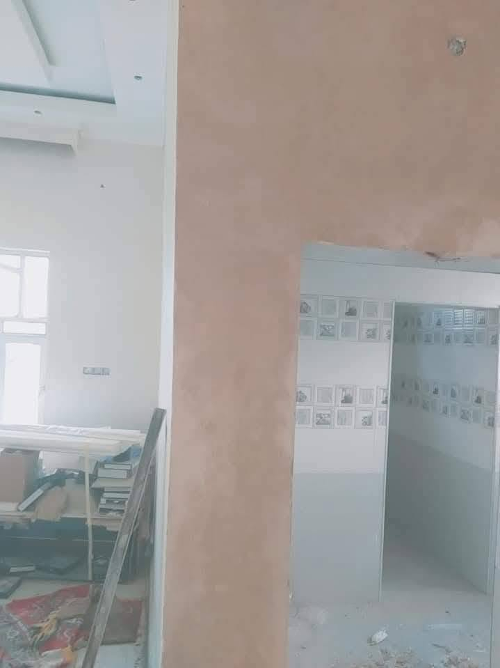 لبخ 
شغل مرتب .( جص او سمنت)
مساطر  تكنيد  
ترميم  لبخ الواجهات 
طلس (لبخ ناعم جدا)
 (مقطوعة او ع المتر او يومية)
شغل درجه اولى .
للتواصل  ع الخاص او الاتصال***********
الناصريه/سوق الشيوخ
