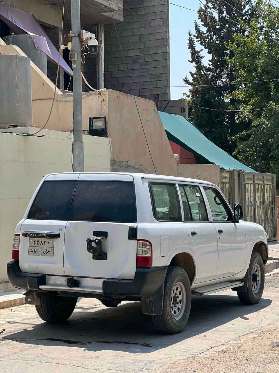 مۆدیل ٢٠٠٢ناوبور
سەیارەکە جوارتایەی جوانی لەژیرە
تەقەو رەقەی نیە
٤پارجەی بۆیاخە 
سەنەوی بەسەر جوە 
ناوی نییەلەحاسییبە بەشەرت
نرخی ٨٨گلاو تۆزی مجال
***********
مشتەری نیت سەرم مەئیشینە شمشمل, السليمانية
