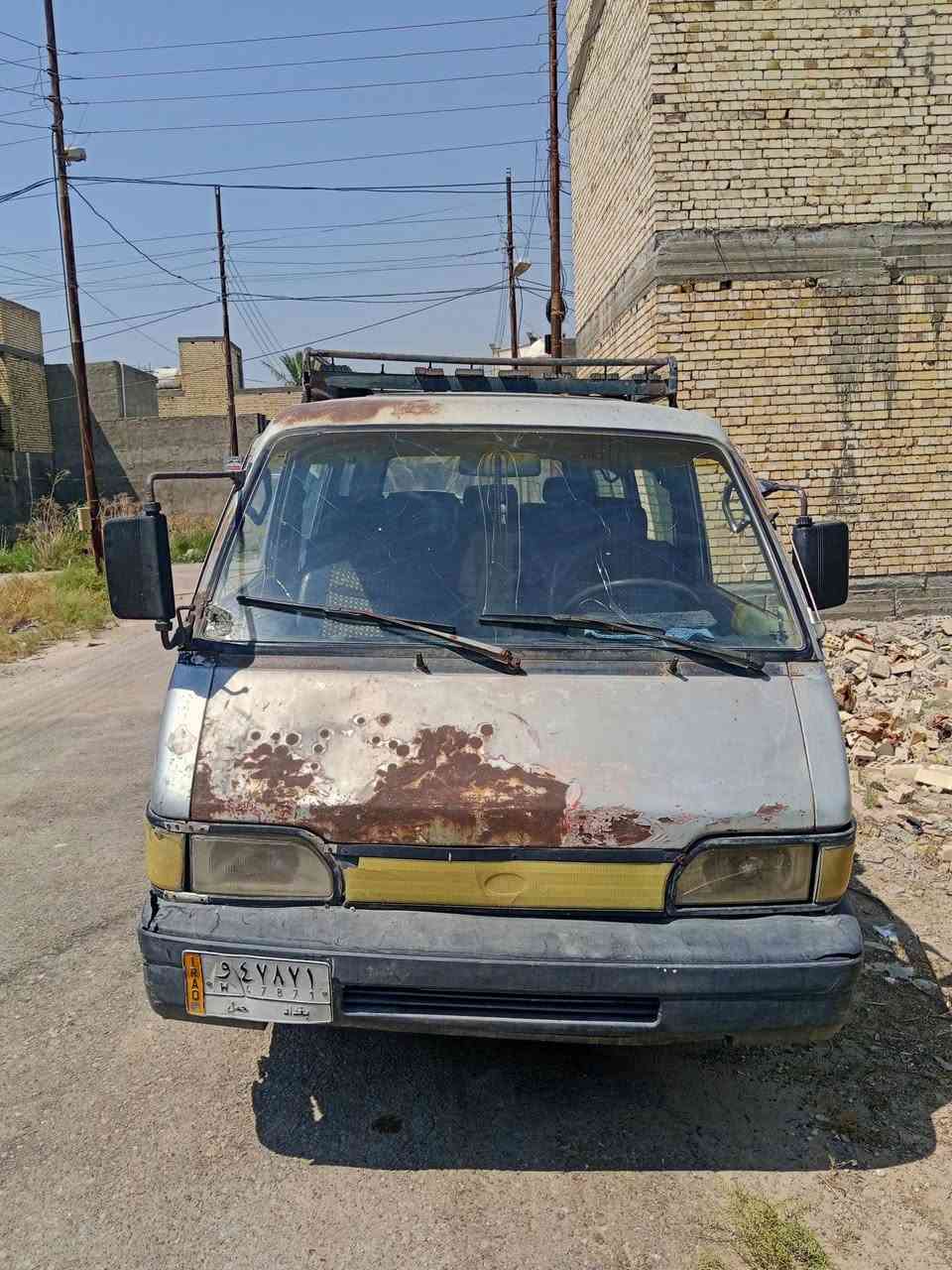 سلام عليكم بستا للبيع مكينه كير اكسل خير من الله تراي وين ميعجبك شواصي نضيفه واحد معمر درجه اولى كهرباء شغاله رقم حمل سنويه 28  عارضهه 25 مكان الدوره البوعيثه مكلف بالنشر رقم صاحبهه ***********
