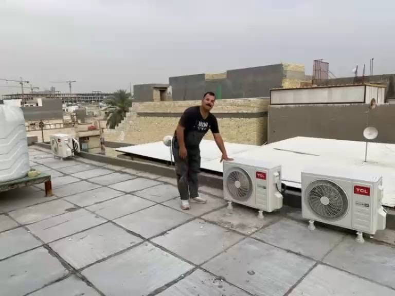 ورشة المحترف بغداد الكرخ ***********
صيانة ونصب جميع اجهزة التبريد والتكيف
