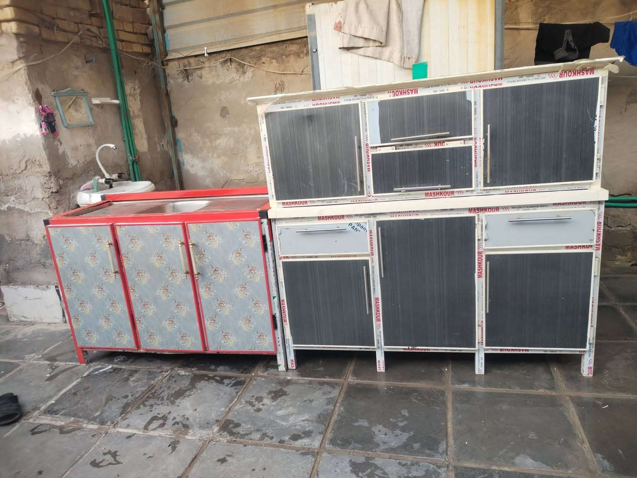 كاونترات مستخدمه البيع ناصريه مركز
***********
