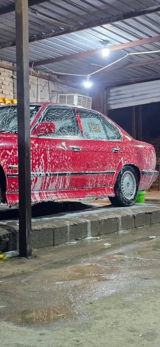 يا الله سلام عليكم بي ام البيع سياره جاهزة من كلشي تبريد محرك300 كير
عادي سياره حلوه ما ناقصه اي شي بس بطاين  سياره 
بسمي سنويه جديد مكاني ناصريه سعره35وبيه مجال  
رقمي ***********
