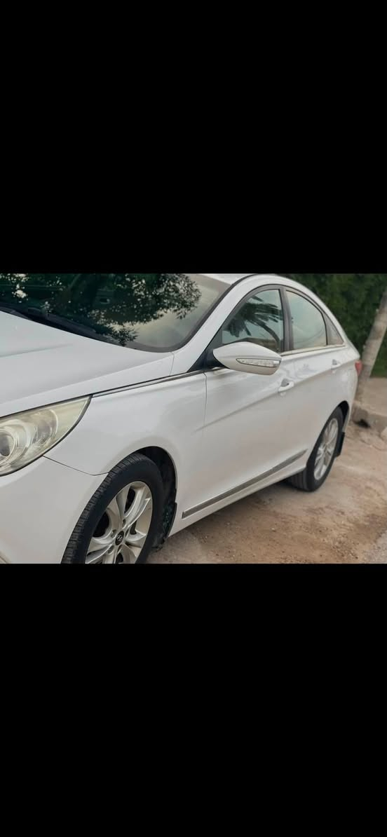 سلام عليكم
سوناتا ٢٠١٢ رقم بغداد باسمي تحويل مباشر  سياره مكفوله عدا بارد بالهلال الخلفي مال الجاملغ

الاستفسار على الرقم  ***********
