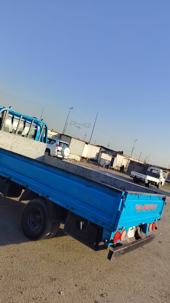 سلام عليكم ورحمة الله كية بنكو 96 بلادية تك 
مكلف بل نشر صاحب سيارة رقم الهاتف
***********
