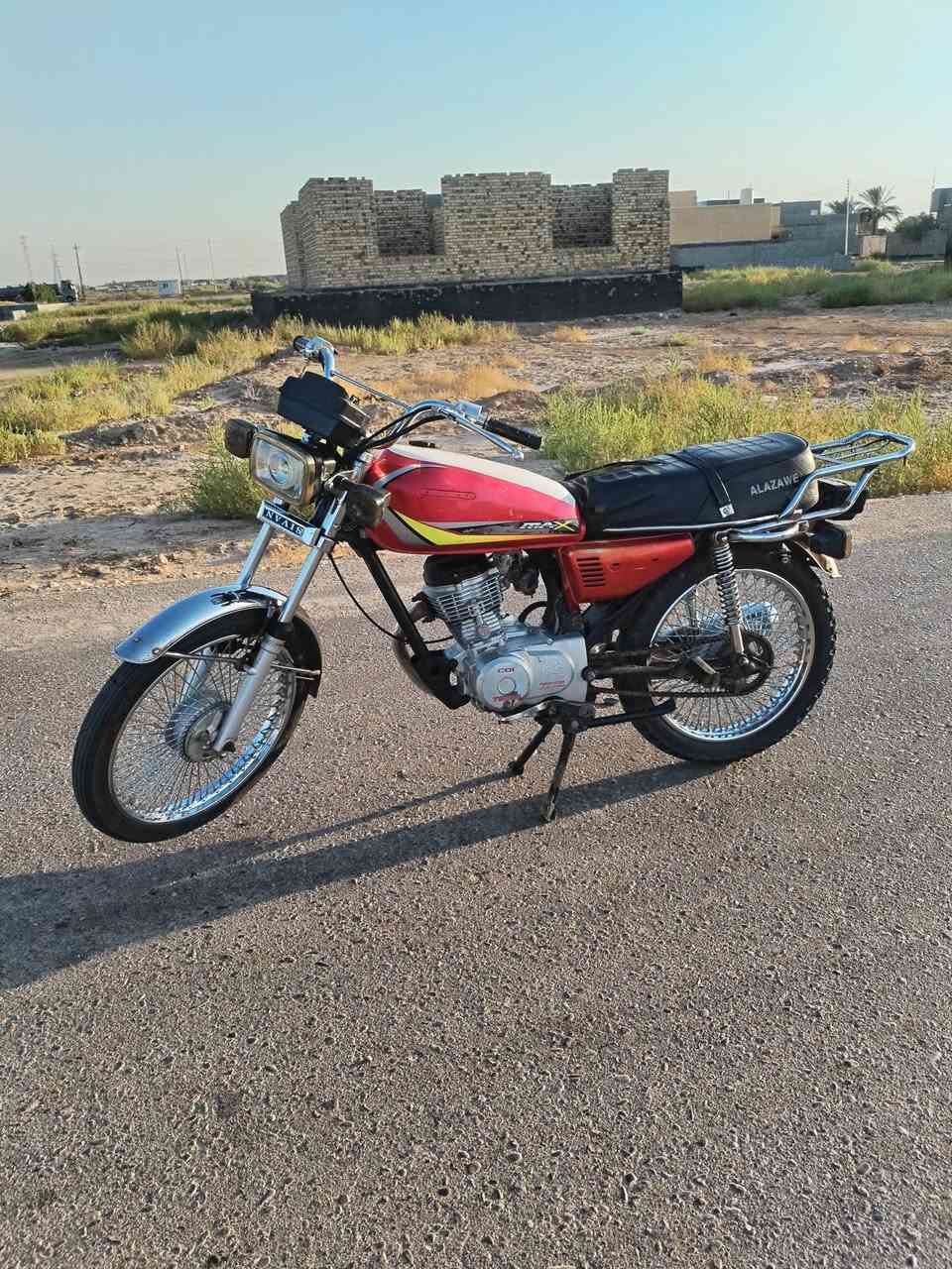 السلام عليكم دراجه للبيع تايجر موديل 20 اوراق السعر 375 بها مجال مكاني بابل المحاويل رقم الهاتف واتساب ***********
