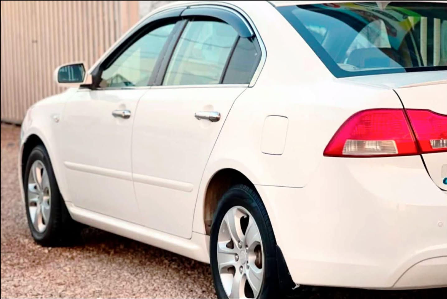 اوبتما خليجي موديل 2009
رقم قادسية سنوية 28

محرك 2000 كير ومكينة وحدادية خير من الله لا تنقيص 🥶ولابخار 

سيارة بيها جاملغ امامي فقط أبيعك عل سونار

حوض لغود شواصي كفالة من الضربة سعرها 110 وبيها مجال مكاني بابل الشوملي.

الاتصال ***********

