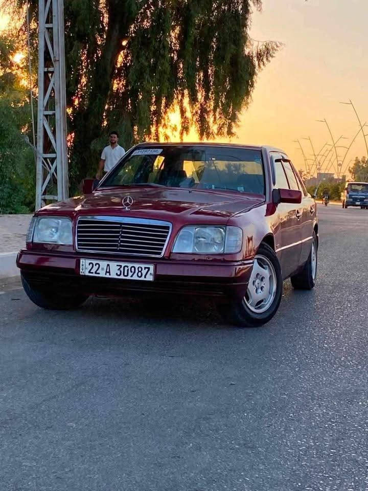 مرسيدس موديل 1990 🚘
📋 سنوية لغاية 30
👤  وكالة أو تحويل
📍 قواعده بلاد
✨ شاشة | تبريد | كاميرا
🔑 السيارة بدون عيب 
💰 السعر: 54
📍 المكان: ديالى
📞 *********** واتساب

