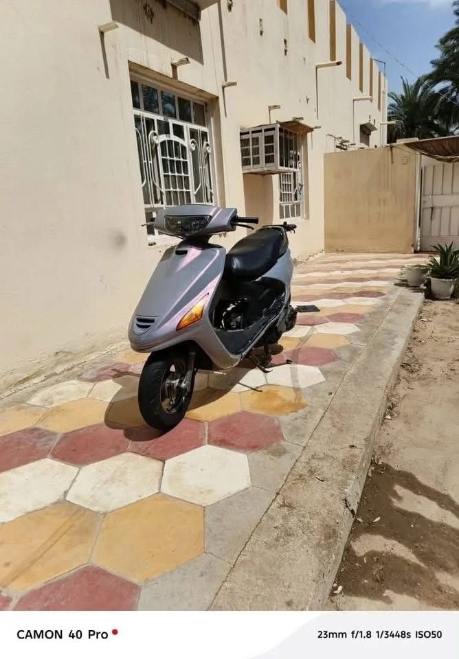 فراشه نثيه حاويه مامفتوح 
انضف من الصوره بهواي
سعر ٣٠٠الف الحمزه الشرقي 
واتساب ***********
