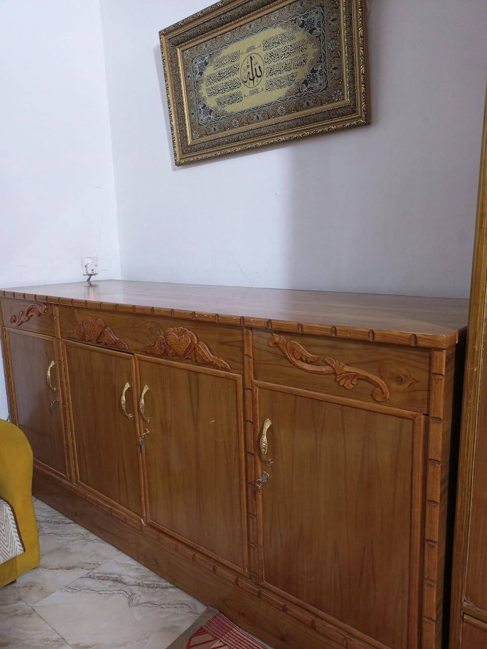 السلام عليكم أغراض منزل للبيت اخت الجديدة مابيه اي ضرر المكان بغداد البياع للاستفسار خاص او رقم واتساب ***********
