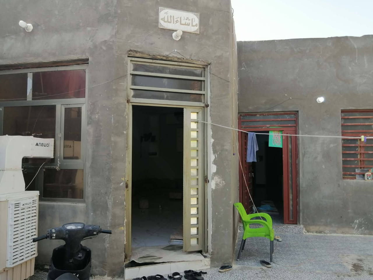 ٢ غرف • حمامات داخلية • كراج