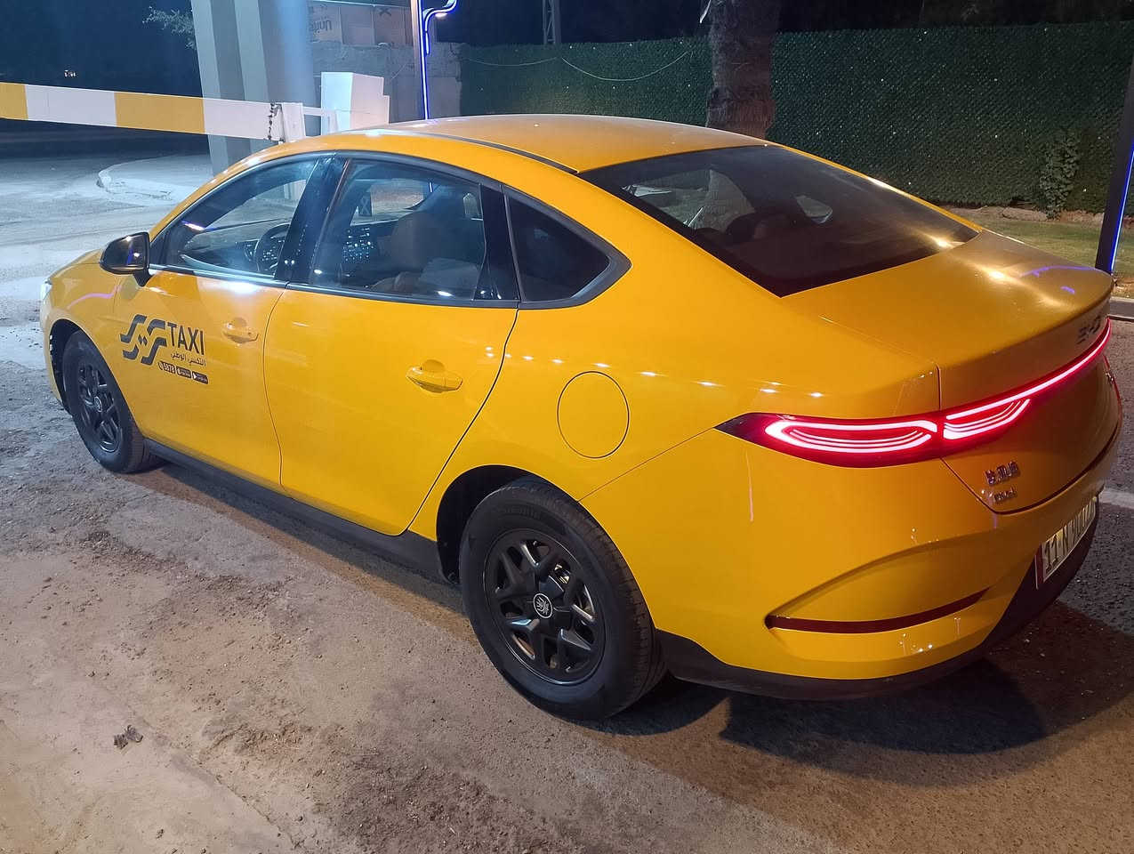 بيوايدي كن بلاص 2025 تكسي
مكفوله كفاله عامه 
عده بارد بصيط موضح بل صور 
بيهه كامره داج كام داخل وخارج 
ماشيه 19
موجوده كل غراضهه 
سعر 19500
مكاني بغداد الكرخ 
***********
