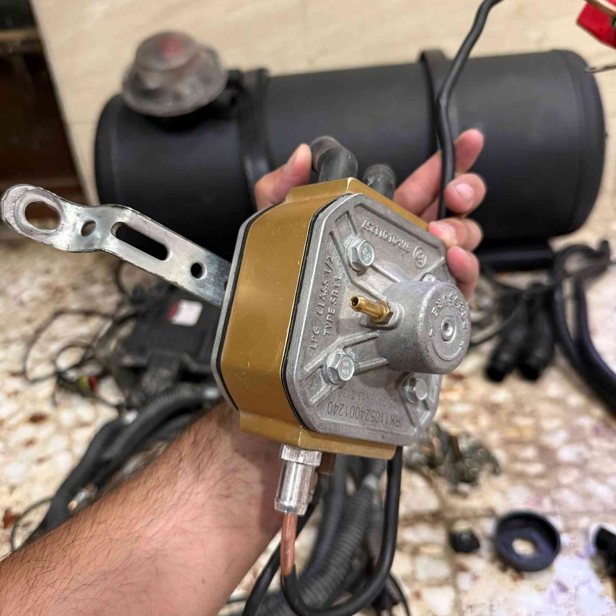 سلام عليكم
منظومة غاز مستخدمه فقط ٤ اشهر اخت الجديده
جانت مشدوده على النترا ٢٠١٨ التانكي مالته ٦٠ لتر شرط الفحص و بيه كارت صيانه وضمان من الشركة الحكومه مالت كسره و عطش كامله ملحقات بدون اي نقص سبب البيع غيرت السياره مكاني بغداد السيديه ***********
