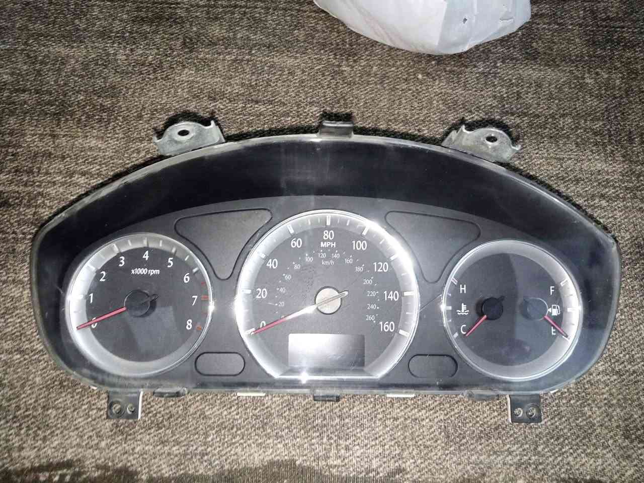 شاشه للبيع
سعر 80وبيهاا مجال 
رقمي ***********
