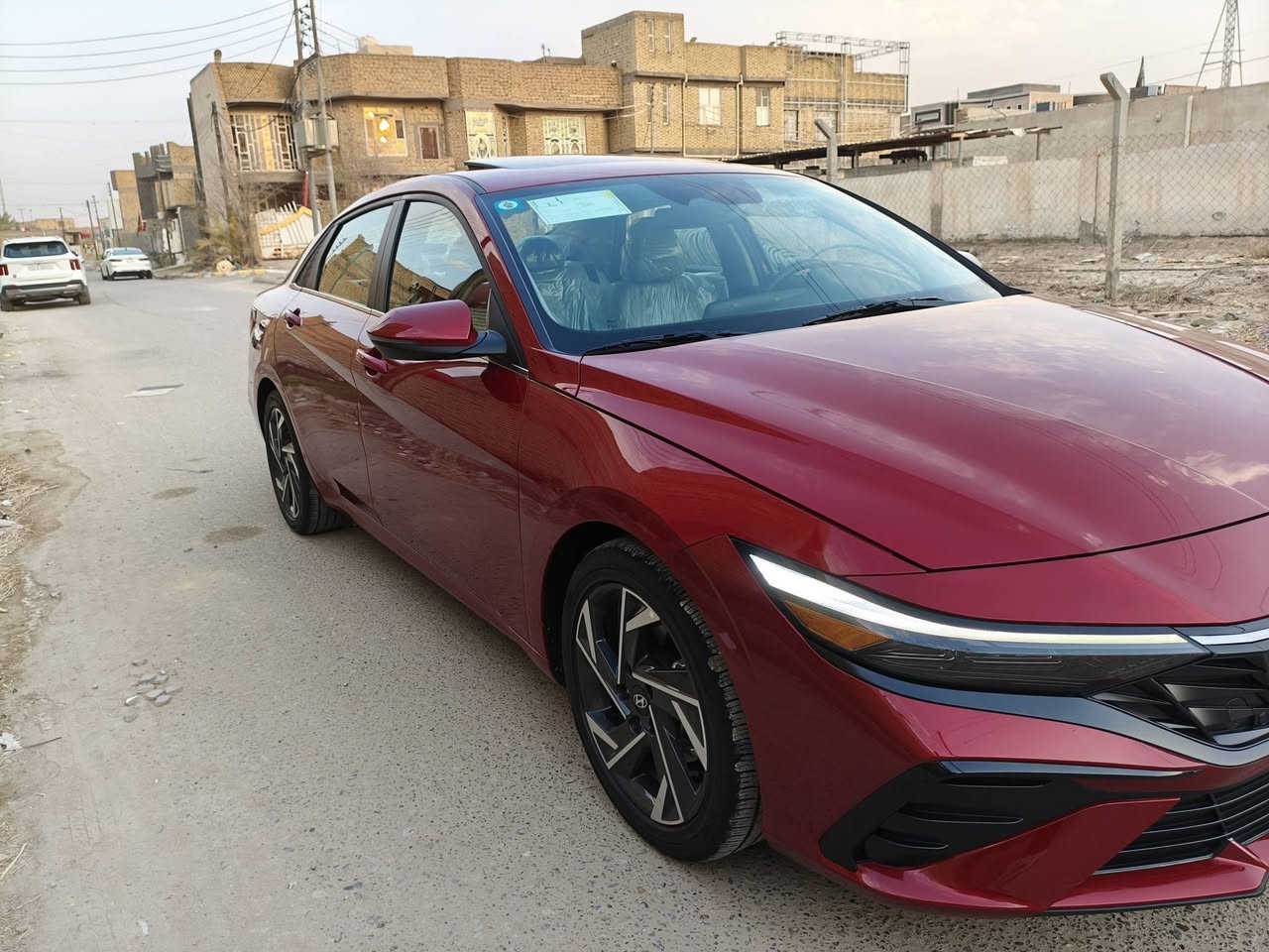 النترا وراد امريكي 2025
حره رقم بغداد بأسمي 
السيارة لمتد اعلى مواصفات 
محرك 2000 دوش ماشية 20 الف 
فووول مواصفاتها
شاشة متصلة 
سماعات BOSS 
فتحة سقف
تبريد منفصل
داخل لونين
كشنات جلد ابيض والامامية تدفئة
كرسي السايق كهرباء
رادار امامي وخلفي 
8 حساسات
3 انظمة قيادة
اوتو هولد
سايد بريك دكمة
قيادة ذاتية
تغيير مسار
شحن وايرليس
تشغيل عن بعد
جامة السايق تنزل بالريموت
اشارة بالمري لايت عدستين بكلايت led 
وبعد هواي مواصفات جاهزه لاخر حباية وفارش الارضية ومدوشم الكشنات نايلون
حادثها بارد بطرف البنيد بدون صبغ والدعامية فقط شباك مبدل اصلي مابيها صبغ بدون ايرباك صور الحادث بالمنشور  
 مكاني ناصرية مركز
*********** اتصال و واتساب
