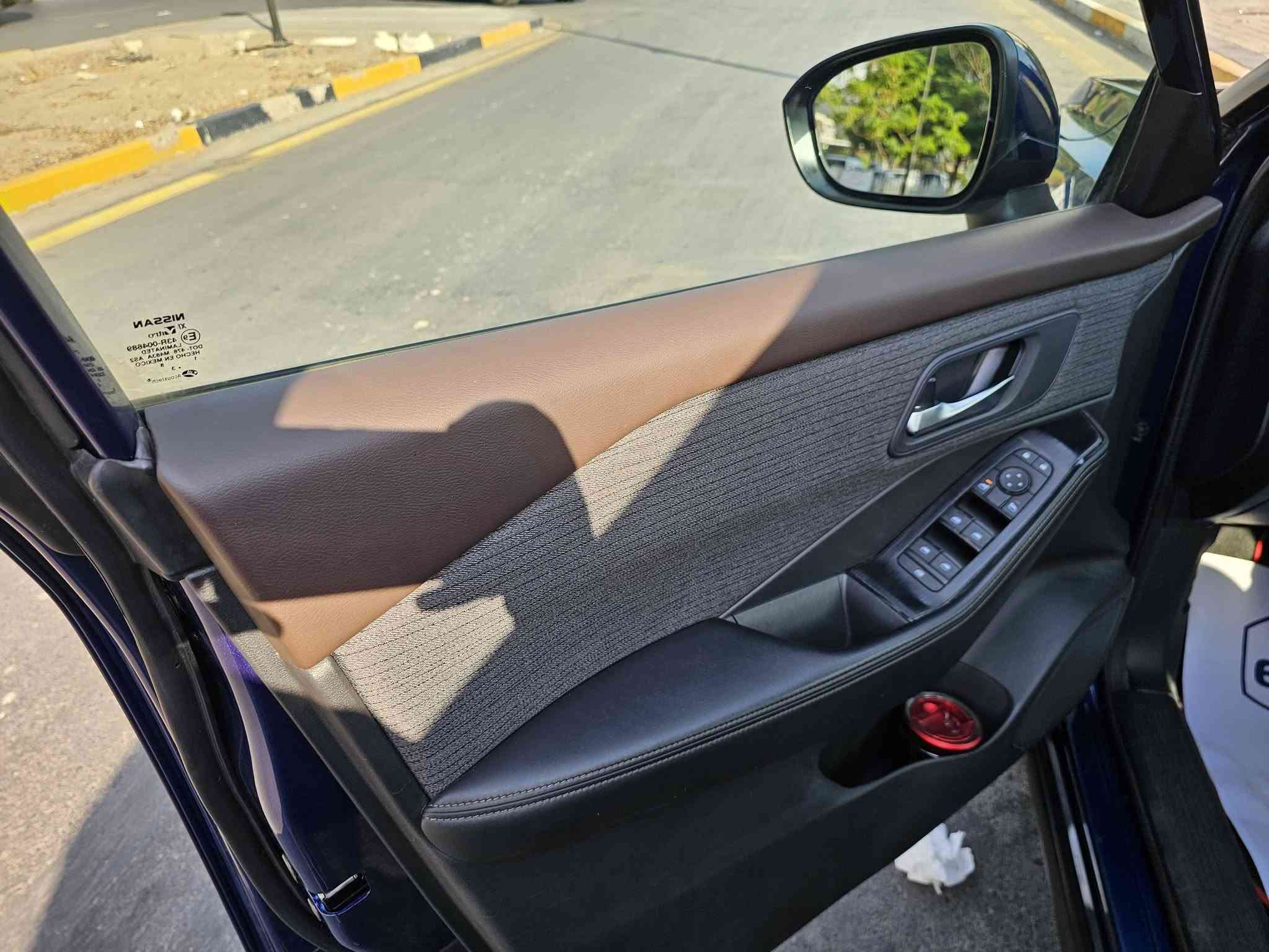 نيسان روج 2023 SV
بدون صبغ. فقط بارد بالجاملغ الخلفي 
سعر  147  $ ورقه و بها مجال قليل 

مواصفات 

بصمه 

بابين بصمه 

شاشه كبير 

لايد LED زينون 

تحكم ستيرن 

تحديد سرعه  

كامره 

حساس 

رادار 

كشن كهرباء

السيارة رقم اربيل باسمي تحب تحويل او وكاله

رقم موبايل ☎️ *********** 

مكان السيارة بغداد اليرموك
