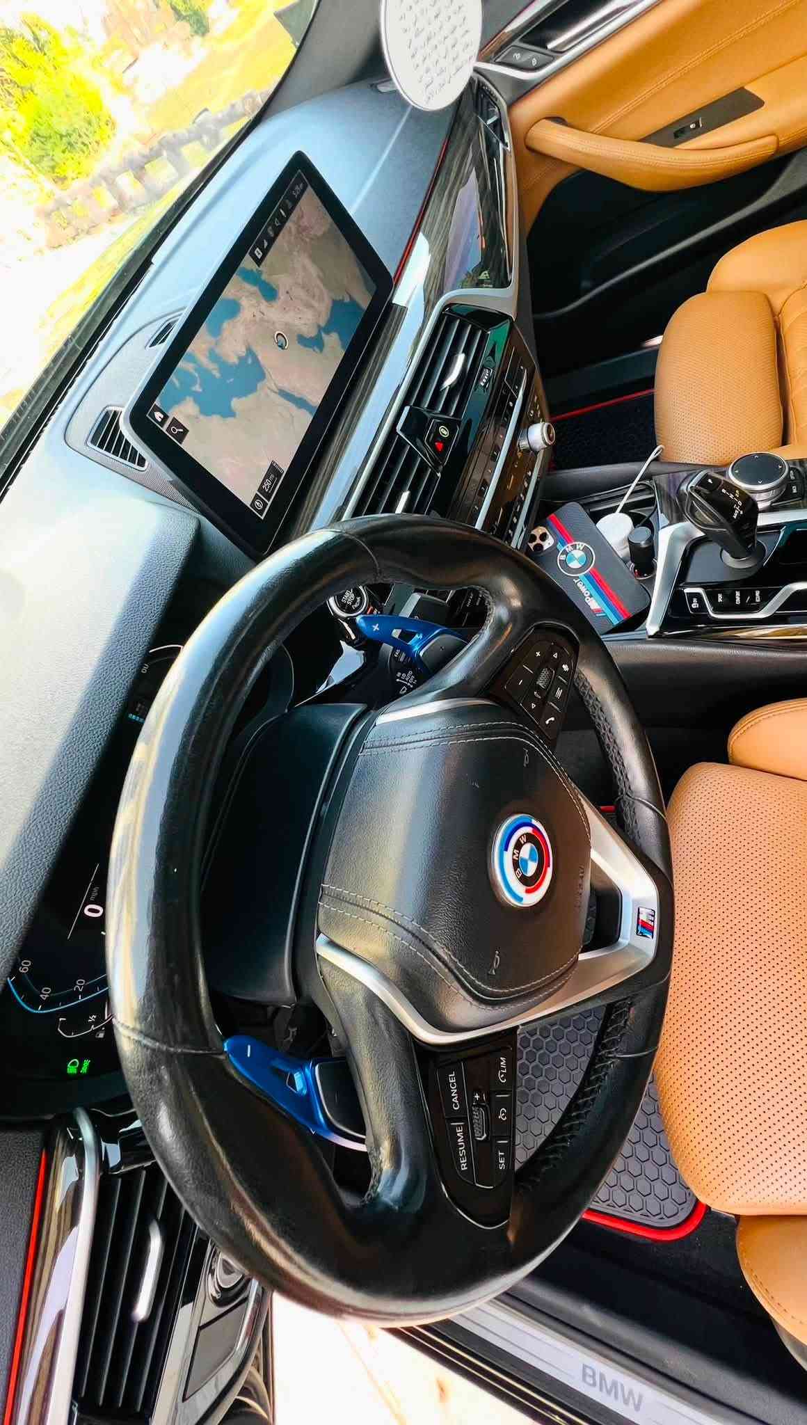 ‏✅BMW 530i
السلام عليكم شباب
للبيع 2021 kit M 

( بلاك اسود ملكي ◼️)

‎مكينه 2.0 توين تيربو  يعني ميحتاج نسولف 
‎🚀دفع خلفي 
‎المواصفات 1/1 فول 🔰
تشغيل عن بعد 
‎داخل مشمشي 🔶
فتحة سقف
صندوق كهربائي يفتح بلرجل 
مري شفط + اشاير بلمري 
Auto Dim مرايه جانبيه والوسط نوع 
‎ عداد ديجيتال + ماوس تحكم
ابواب 4 بصمات انارة ترحيب -شاشه في كبيره لمس وميزه كار بلي 
‎كشنات اماميه كهرباء كشنات هيتر 3 مراحل + كاميرا خلفيه + ليد خلفي 
‎فول حساس امامي + خلفي 360 درجة + 
هيتر ستيرن 
‎لايتات عدسة زينون + داخل 12 لون + حساس مطر اوتو
‎ + تبريد قطعتين 
‎تحكم تبريد خلفي + هاند بريك دكمه + اوتو هولد + 
‎مود درايف+   
كاعيات الشركة بيه🫢
-مزوده ب انظمه قياده وردارات 
-رادار امامي مانع للتصادم يضهر بل شاشه الاماميه 
-رادار جانبيه النقطة العمياء مع تنبيه صوتي 
-شاشه كبيره 

🟢السيارة صفر مسج مناقصها اي شي دهن و فلاتر اصلي بانزين فول محسن حيل مداريها لسيارة حتى دسكات اصلي امامي خلفي جديد 
تخم تاير جديد 24
السيارة بوليش و نانو جديد 3m امريكي 

‎ ⚜️ اضافات اخرى ⚜️

تطعيم الفجوج بماده الهبات الفسفوري يعني مو صبغ من مركز بوب
- 🔥 -  Mفووول( كت ام )مع شعارات الـ 
‎🟢( لحية + سبايدر + دفيوزر +  شباك ليد ضوئي) 
حادث السياره بسيط حيل شبه كلين شبر صبغ بلجاملغ فقط وبارد بلبنيد اصبعين بدون ايرباك بدون ايرباك  السياره كفاله من الفتح والتبديل والكير والمكينه جدد لوك 
كتلوكات الشركه وياها 
رقم اربيل بسمي شخصيآ تحويل 

للأستفسار / ***********
