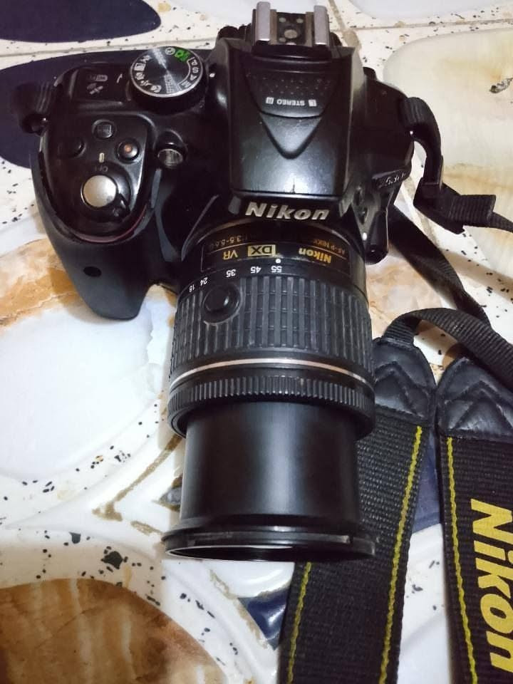 كاميرا نيكون 5300d
عدسه
جنطه
شاحنه
حزام
بطاريه
  ***********
