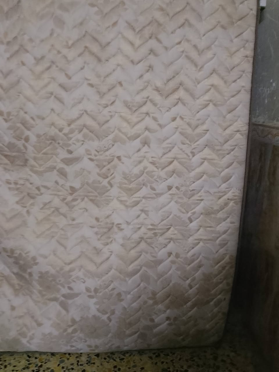 السلام عليكم دوشك للبيع 75وبي مجال ***********
