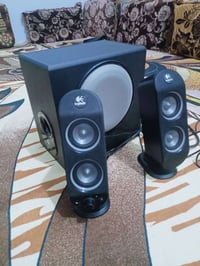 سماعات • مضخم صوت • للبيع