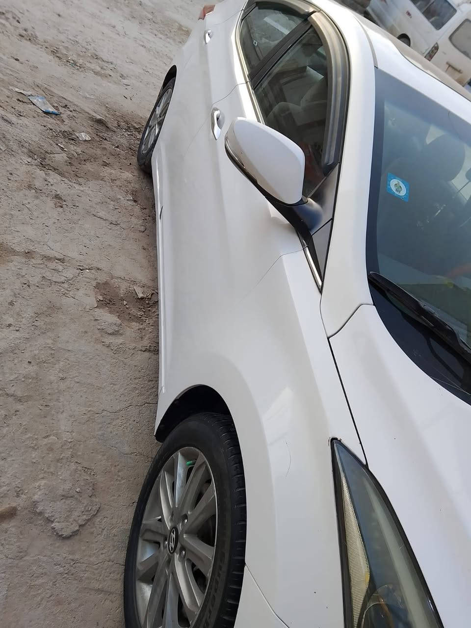 السلام عليكم
النترا  للبيع فقط ٢٠١٥ خليجيه   فول موصفات  مكفوله من الصبغ والتبديل. بيها بس بارد بل بنيد وبارد بل جامالغ.   رقم  بابل جديد باسمنا.  سياره مال بيت تجي وتشوفها  للاستفسار 
***********
