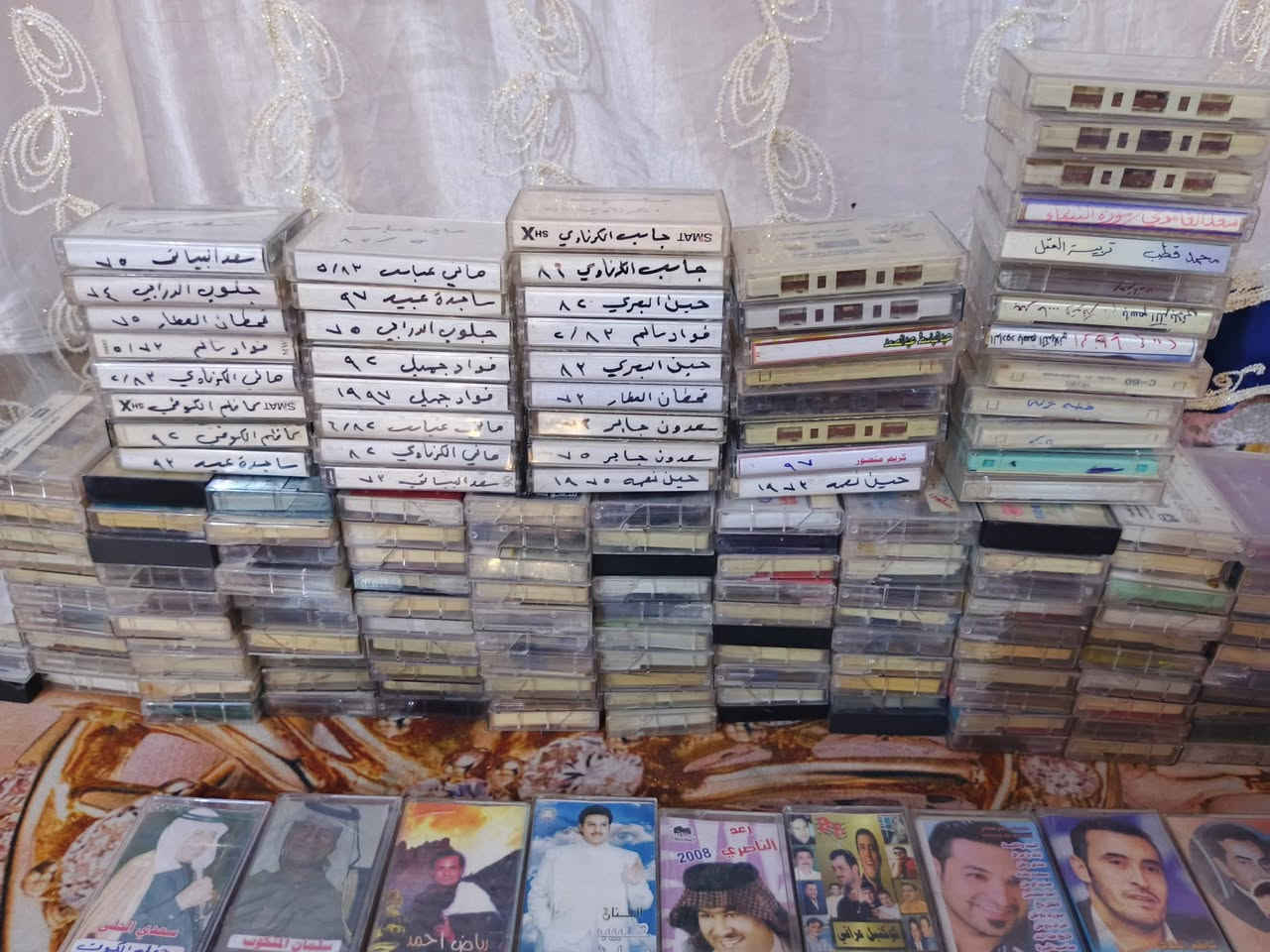 كاسيتات البيع العدد 240

 كاسيت سعرهم 125 الف ‏‪***********‬‏
