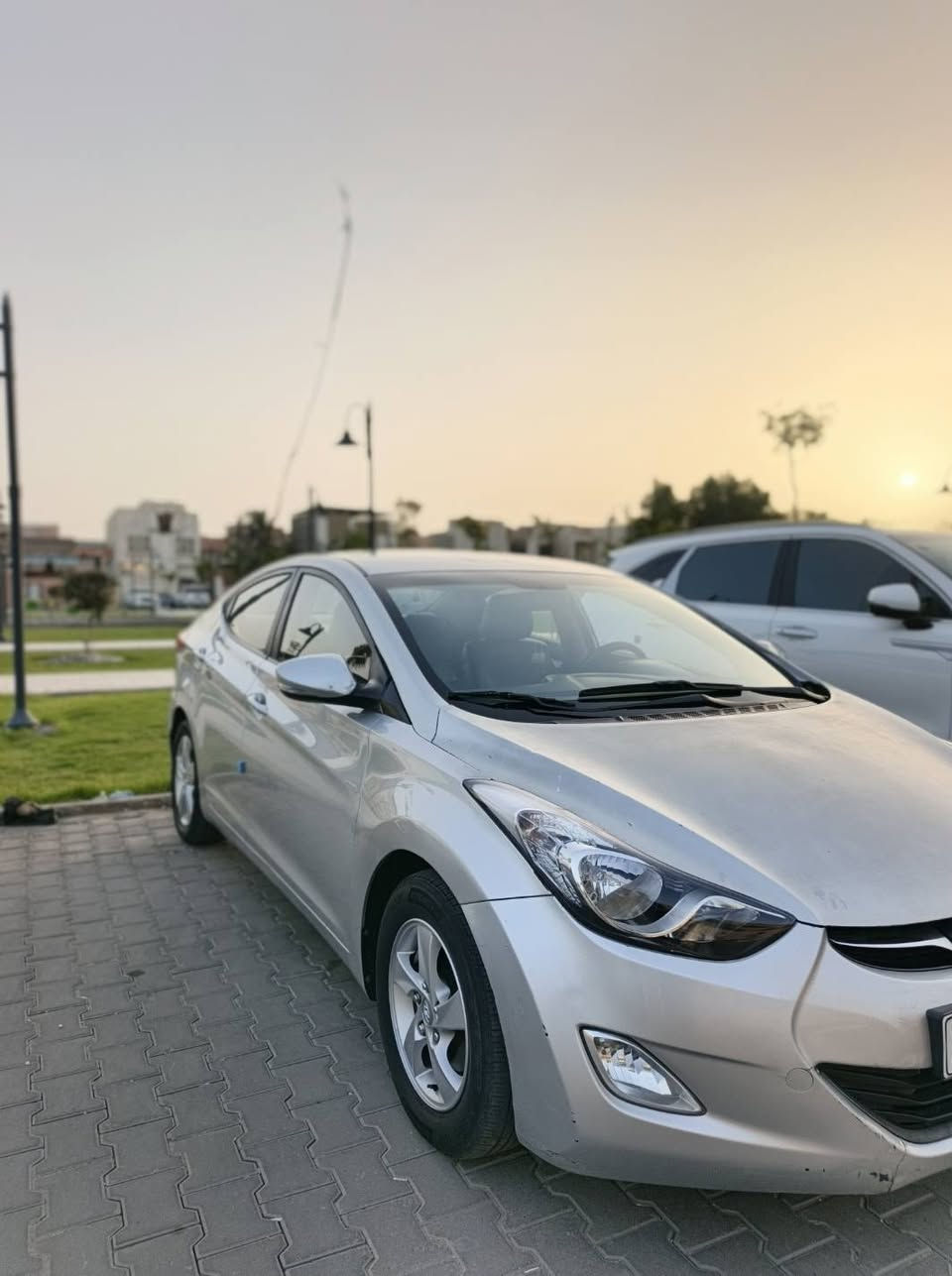 السلام عليكم
للبيع النترا افانتي موديل ١٤ مكينة ١٦٠٠ كير كفالة داخل جلد تبريد ثلج سيارة جاهزة  للبيع او لمراوس مكانها البصرة
***********
