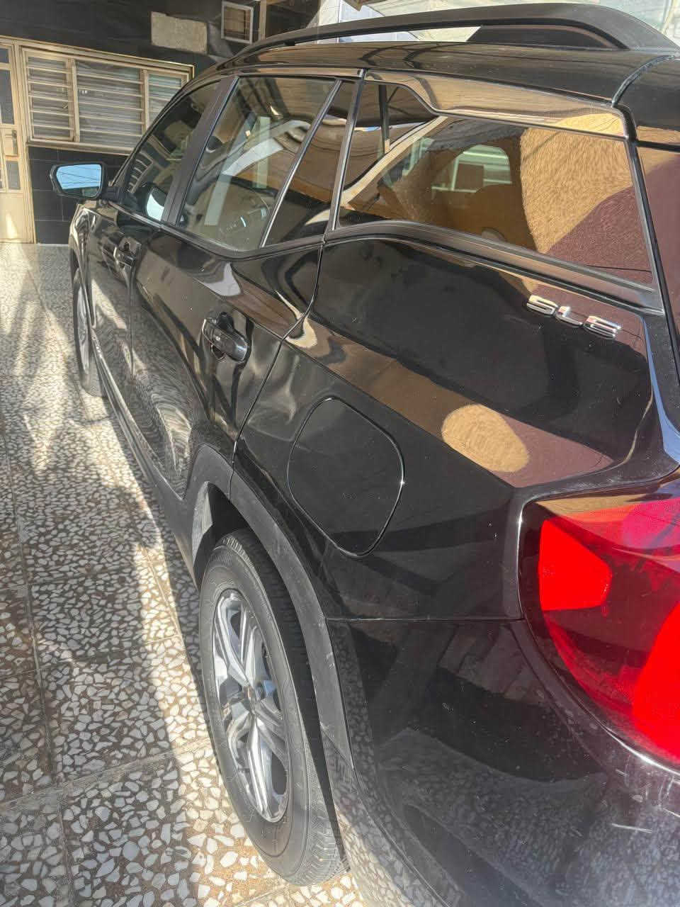�

السلام عليكم شباب🚘 جمسي أكاديا 2024 SLE
🔥 أعلى فئة SLE

المسافه المقطوعه : 9000 ميل

حادث السياره : الجنطه الخلفيه

حاله الايرباك : سليمه بدون ايرباك

حجم المحرك : 1500 تيربو

✨ المواصفات:

• بصمة تشغيل 
بنوراما
 بصمة أبواب
• تشغيل عن بُعد
• داخل  أسود
• كراسي كهرباء
• خزن ميموري للكراسي
• كشنات تدفئة
• جنطة كهربائية
• كير دكمة
• هندبريك كهربائي
• رادار أمامي + أنظمة قيادة
• أوتو ستار / ستوب
• LED أمامي وخلفي
• شاشة + Apple CarPlay
• نظام صوت وسماعات
• تحكم ستيرن
• كروز كنترول

📍 الموقع: بغداد 

📞 للاستفسار والمعاينة تواصل ***********
