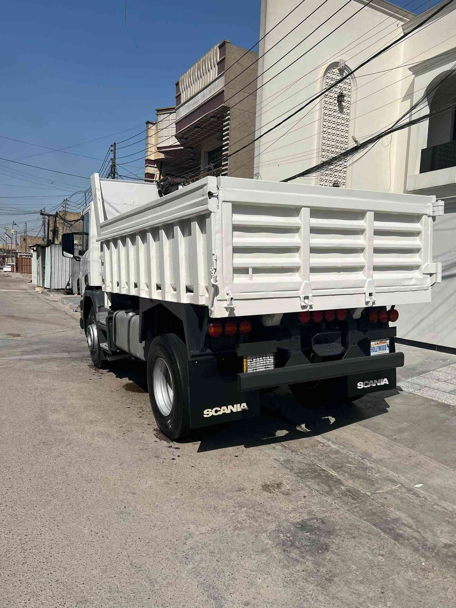 سلام عليكم سكانيا موديل 2000 بومه بم ونوزل مكينه ديس قبق حديد كير 4x4سبرنك امامي والخلفي ربطه سياره مغفوله كفاله عامه القماره بدون صبغ بغداد الاماني العنوان بغداد العبيدي تلفون ☎️ *********** رجا مامتواجد الفيس خابر وتدلل
