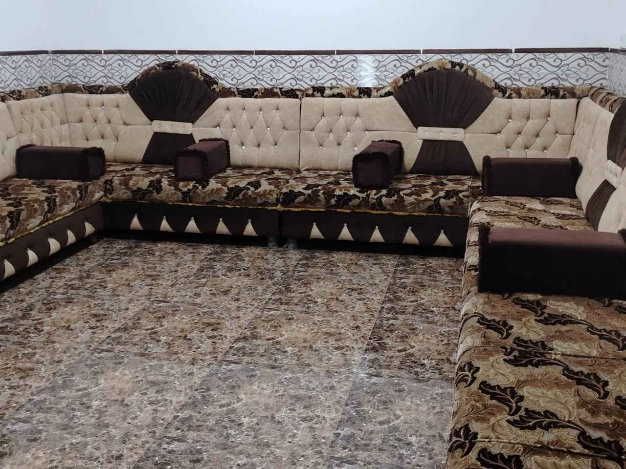 #يتوفر ديوان الطول عشرة ونص صافي
يرهم نقد ويرهم قصد 
السعر خاص اخو الجديد شي مرتب ونضيف
