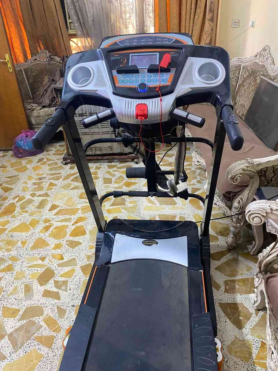 جهاز رياضي جري وجبلي وبي حزام رجاج للبطن شغال اخو جديد ستعمال كلش قليل للبيع بسعر ٣٠٠ الف بي مجال نضيف نضيف كلش  مكاني بغداد الحرية 
للاستفسار متواجد واتس اب ***********
