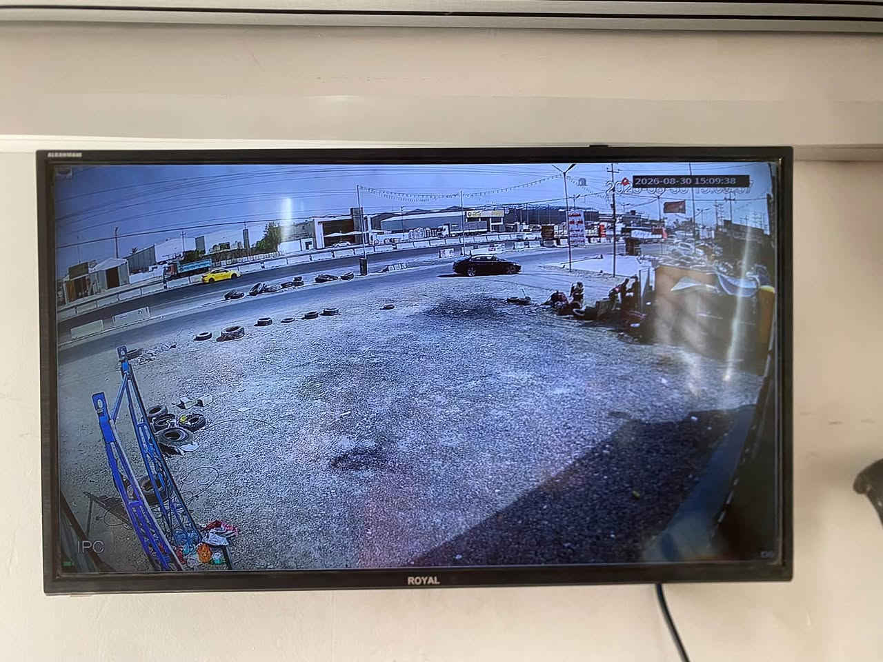 تجهيز باعلى المواصفات حسب الطلب كاميرات ip داهوا اصلي وكاله Nvr   4k and Poe 
Cam to ip 2mg dh 

للحجز والاستفسار اكثر  مراسلتنا عبر رابط الواتساب
‏https://api.whatsapp.com/send/?phone=964***********&text&type=phone_number&app_absent=0
- [***********
مكتب  علي هادي للستلايت وكاميرات المراقبة 
بغداد الغزاليه شارع الضغط

