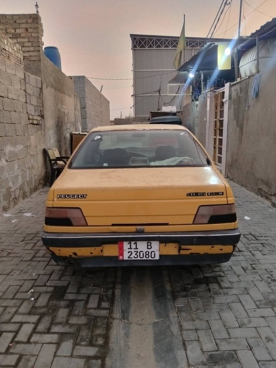 بيجو 405 • مكينة سليمة • رقم انكليزي