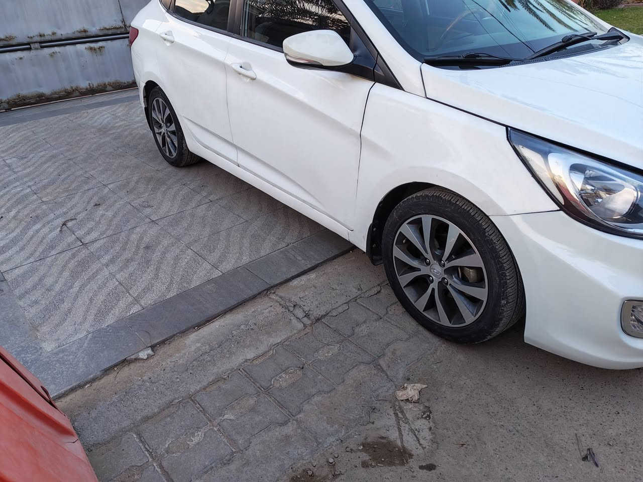 اكسنت • ٢٠١٥ • رقم بغداد